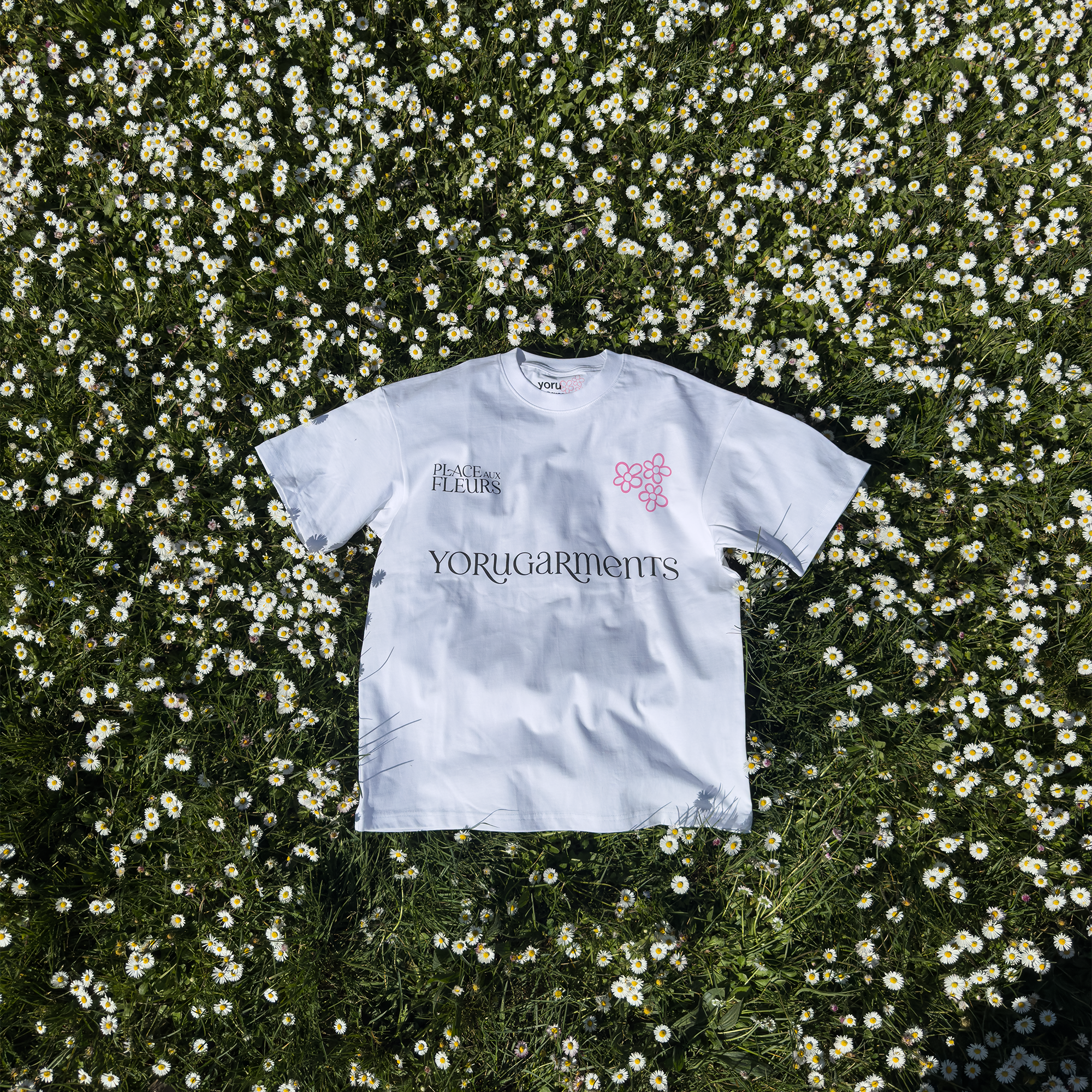 PLACE AUX FLEURS T-SHIRT 🌸